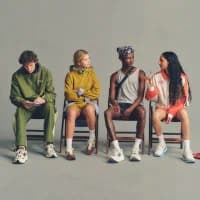 Logo von New Balance