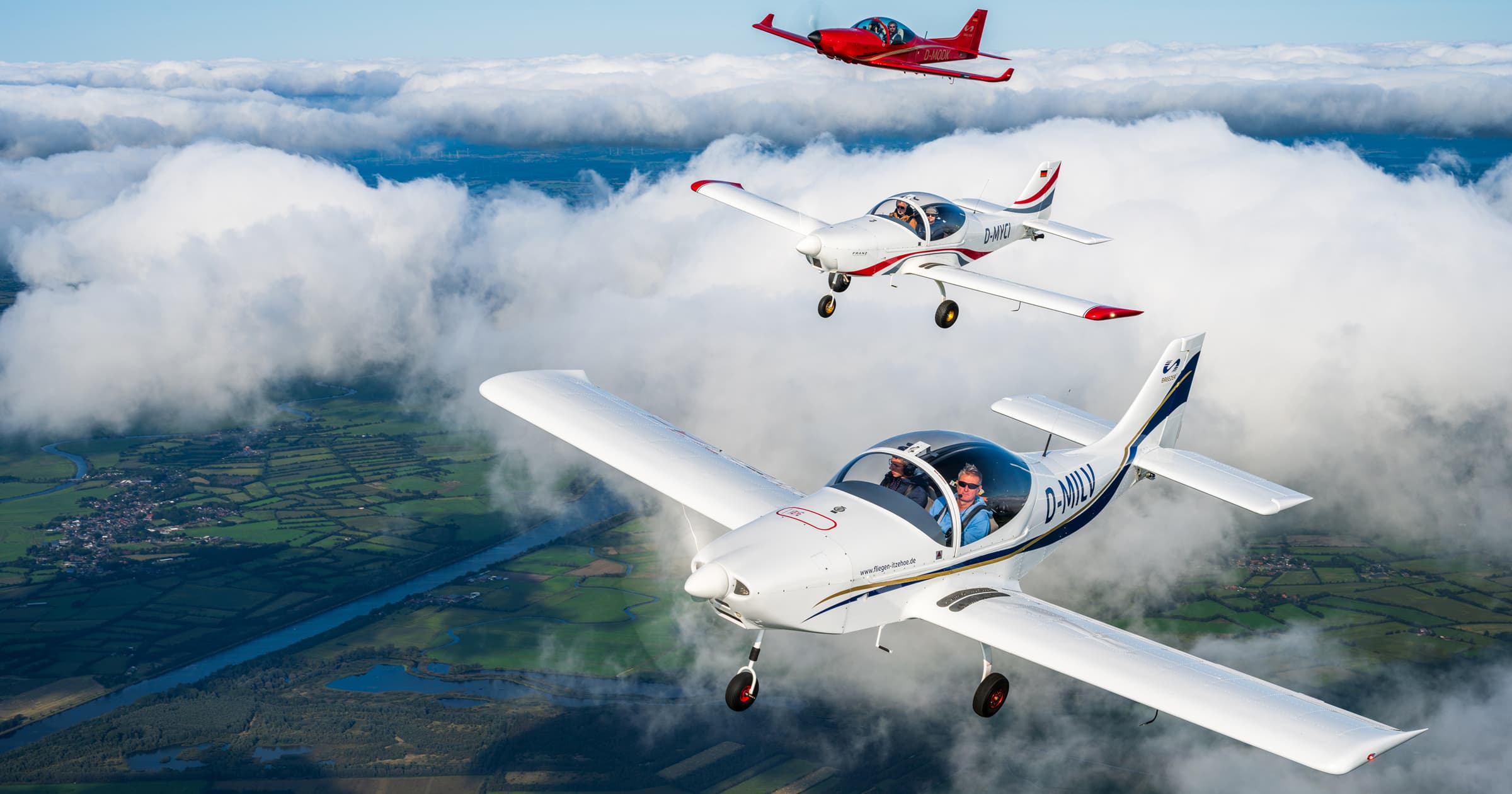 Breezer Aircraft GmbH &amp; Co. KG Logo